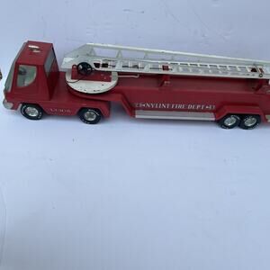 NYLINT Fire Department Truck Hook And Ladder #33 Pressed Steel Vintage 1960's?